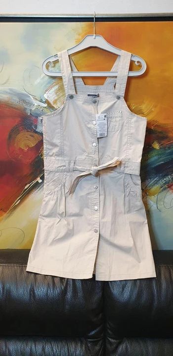 Neuve Tres jolie robe beige Neuve in extenso 10/12 ans