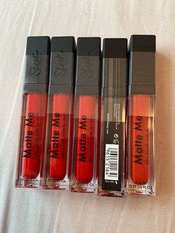 Lot 5 rouges à lèvres matte me sleek rouge