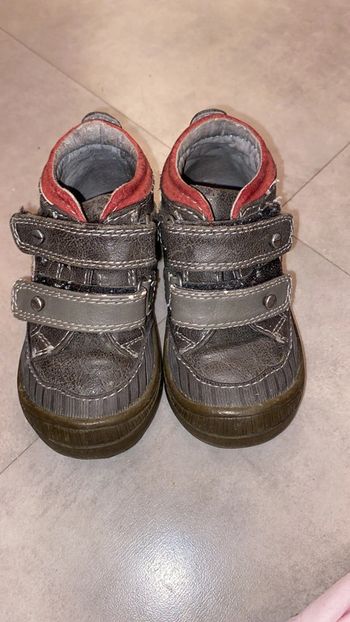 Chaussures a scratch