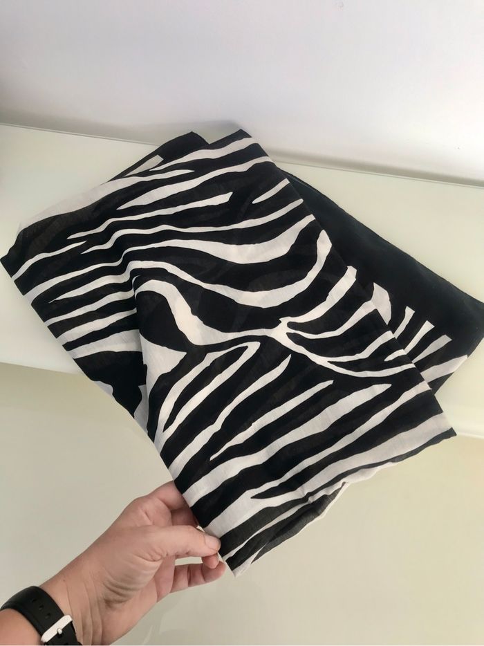 Maxi foulard xxl paréo sarong imprimé zèbre animal noir blanc graphique minimaliste - photo numéro 3
