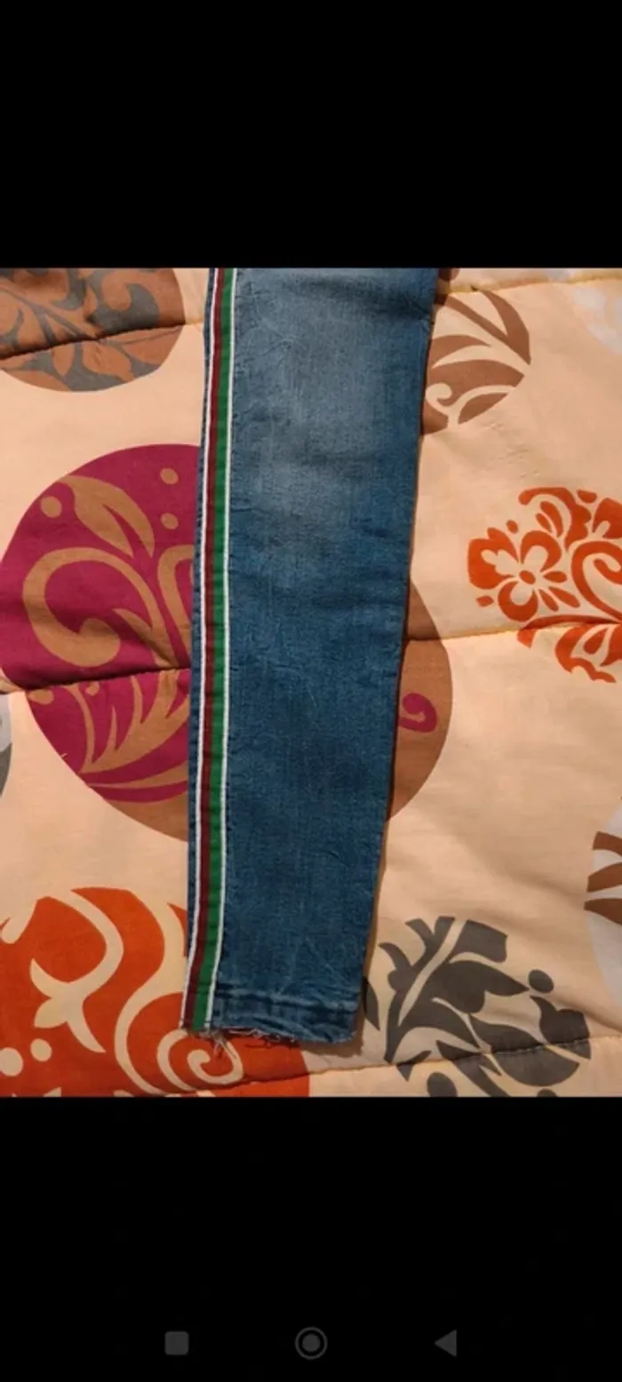 Pantalon Neuf Zara T 36 - photo numéro 2