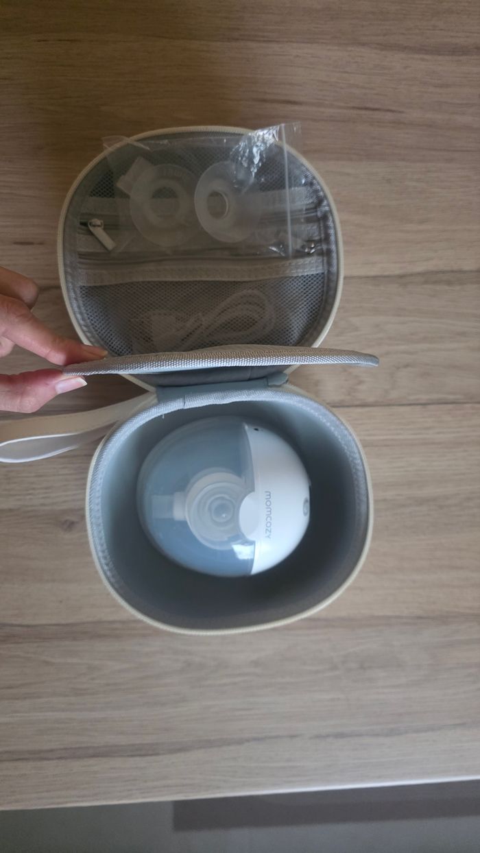 Tire-lait portable M5 Momcozy - photo numéro 2