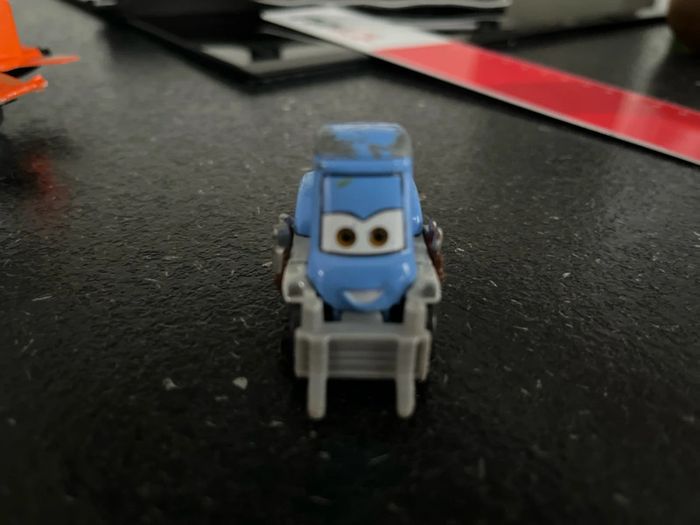 Voiture figurine cars - photo numéro 2