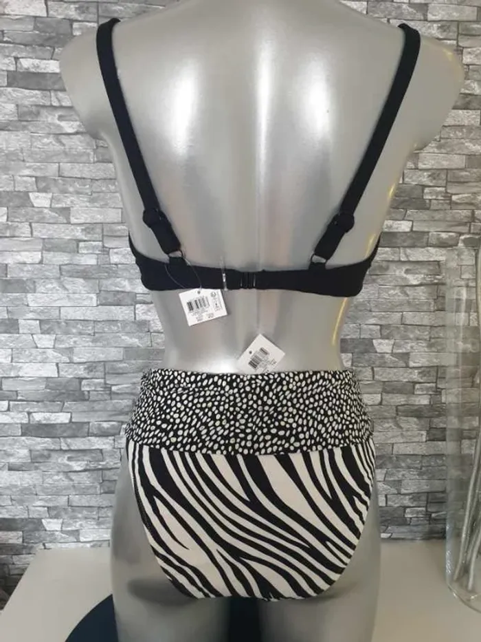 Maillot de bain noir depareillé T46/95D - photo numéro 2