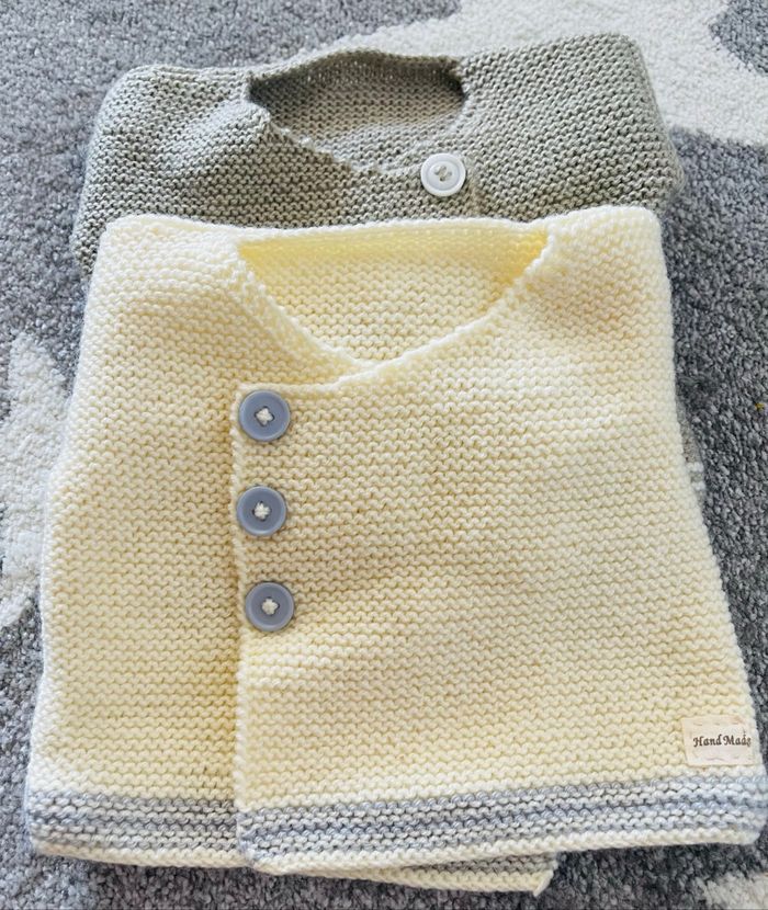 🧸 lot 4 Gilet en tricot naissance - photo numéro 3