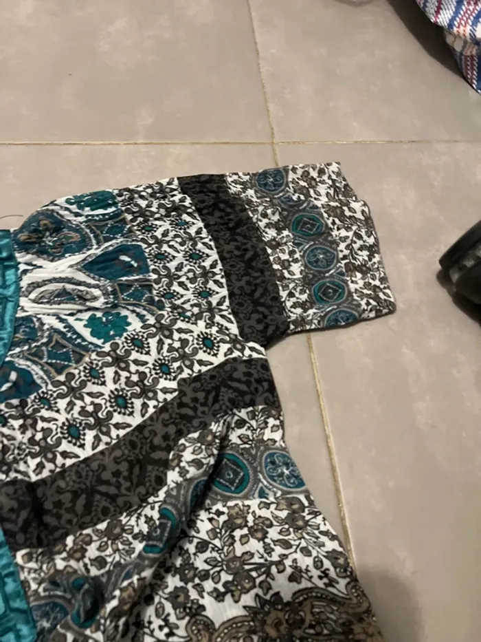 Petit haut L/Xl femme - photo numéro 3