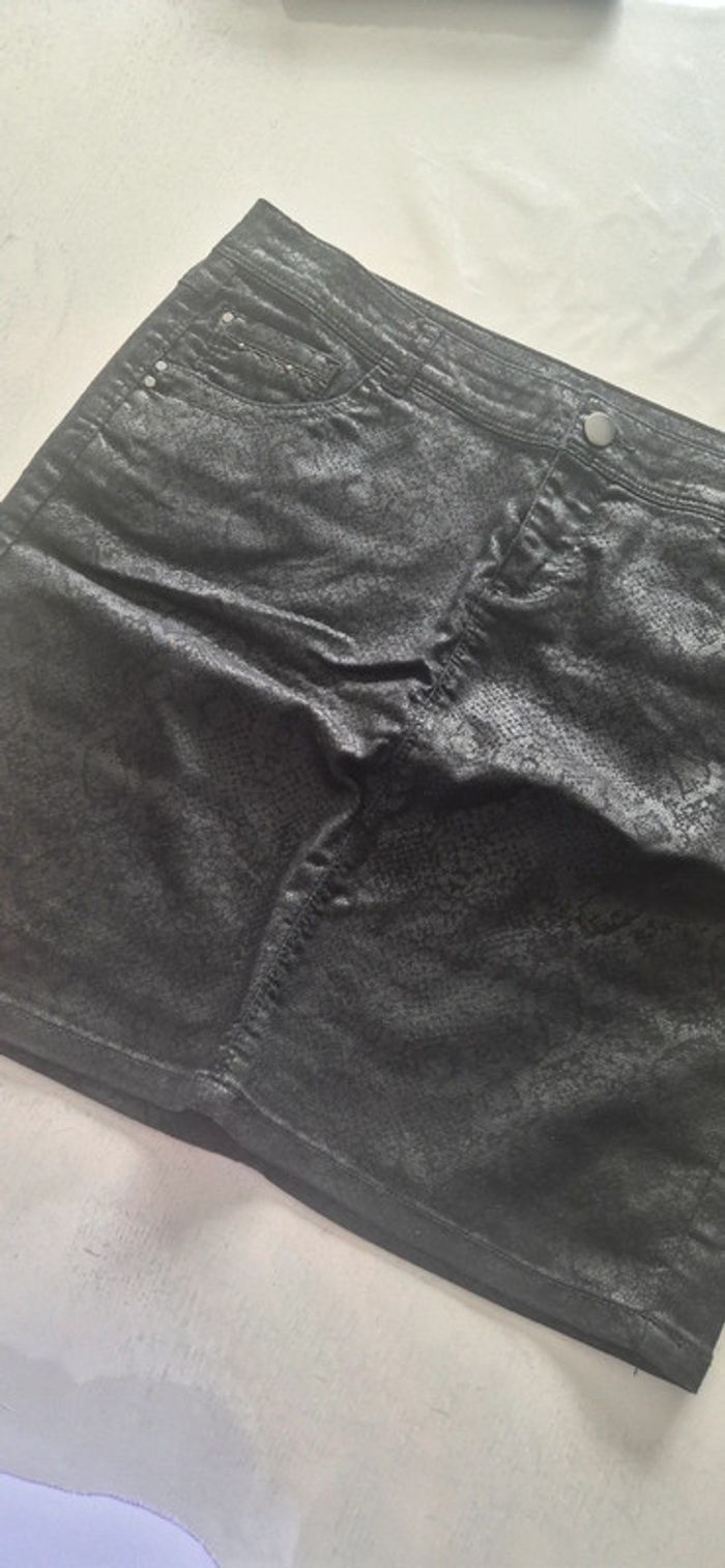Jupe noir grain de malice