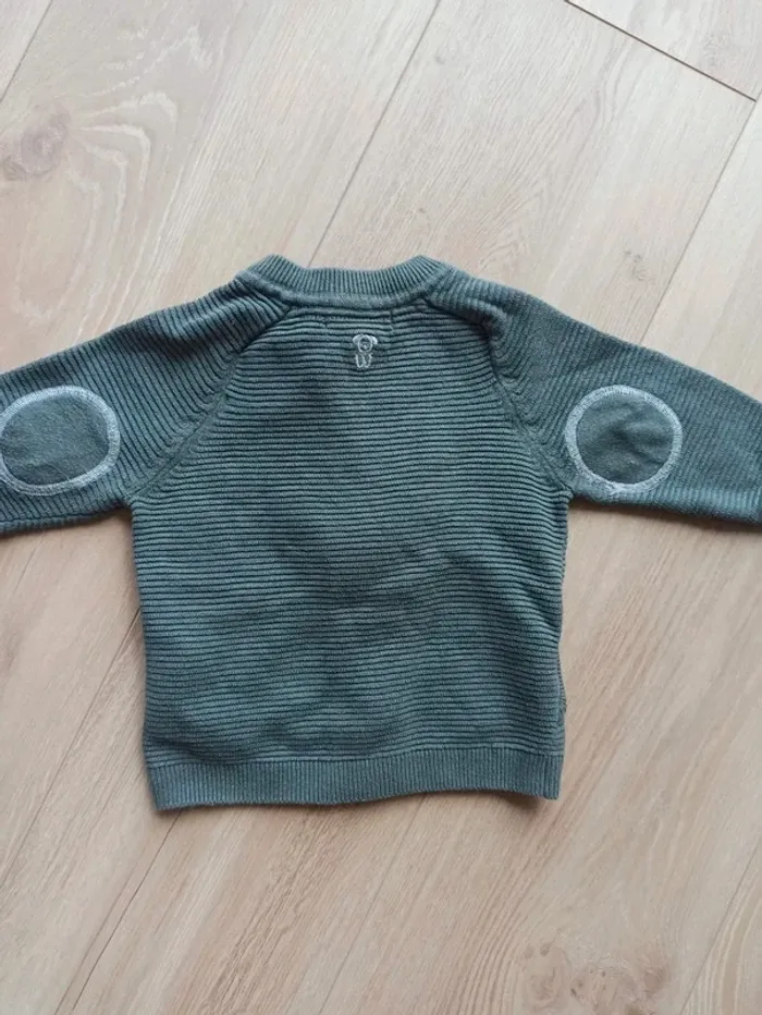 Ensemble salopette, t-shirt manches longues et gilet - photo numéro 9