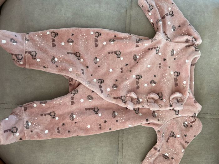 Lot pyjama fille 1 mois - photo numéro 2