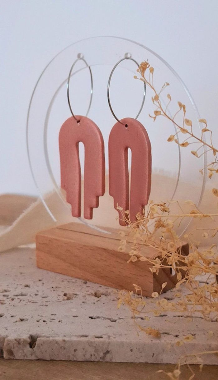 Boucles d’oreilles Arche 🌸 Rose poudrée - Modèle unique (neuve) - photo numéro 3