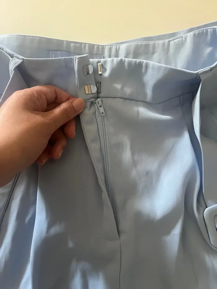 Short habille taille haute avec ceinture - Neuf - Taille 40 🦋 - photo numéro 3