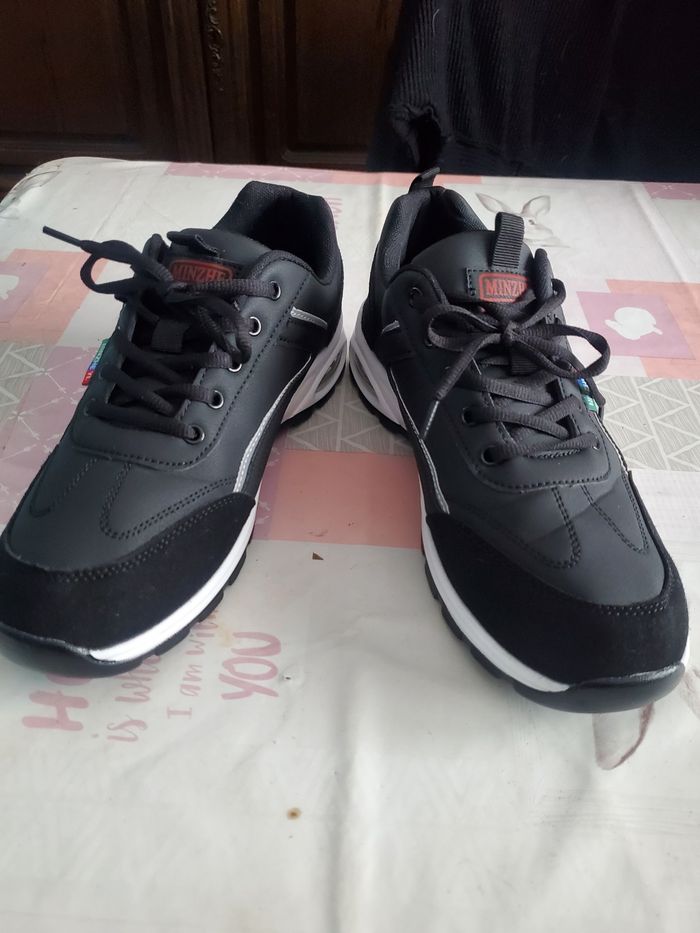 Chaussures neuves - photo numéro 7