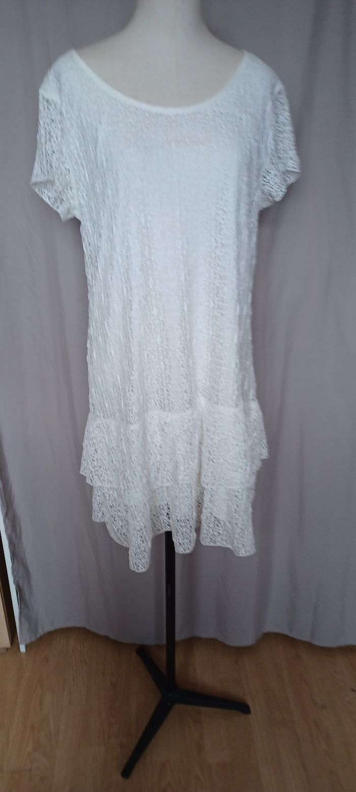 Très jolie robe d'été femme T U - photo numéro 1