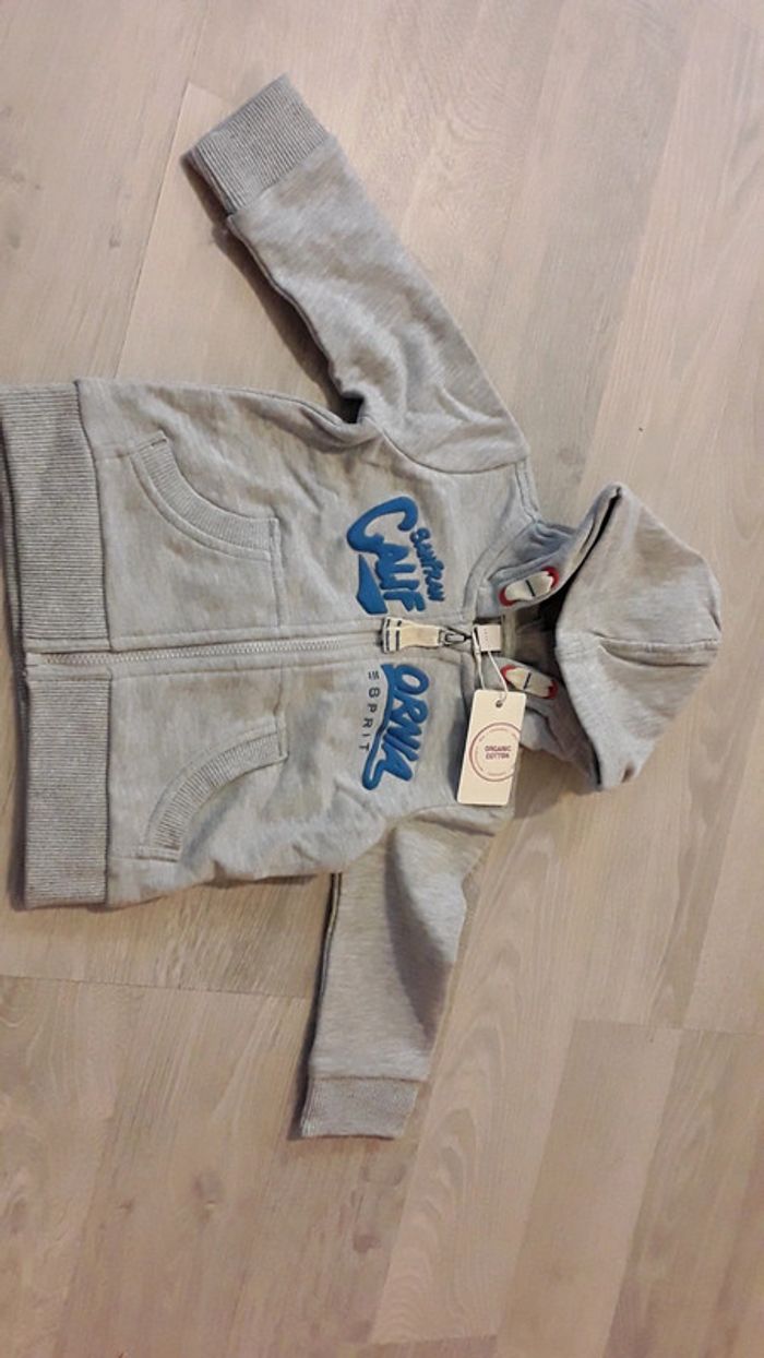 Sweat esprit taille 68 cm