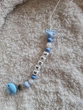 Attache tétine personnalisée