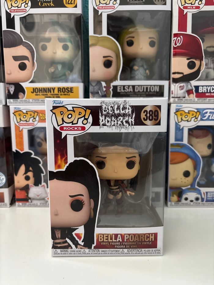 Funko pop bella poarch 389