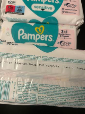 Lot de 10 paquets de 80  lingettes  Pampers NEUF