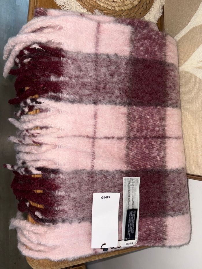 Grosse écharpe d’hiver neuve Mango - photo numéro 3