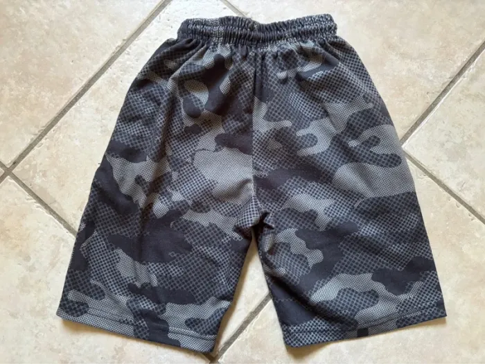 Short militaire 6 ans - photo numéro 2