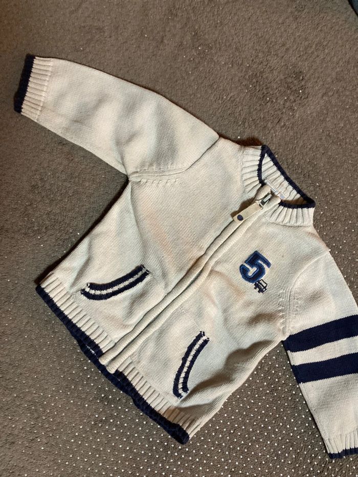 Lot 2 pantalons et 1 gilet 18 mois - photo numéro 12