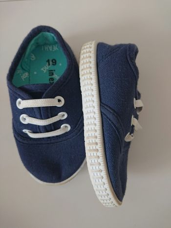 Chaussures taille 19