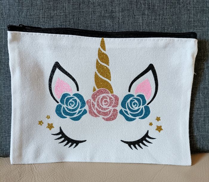 Trousse licorne