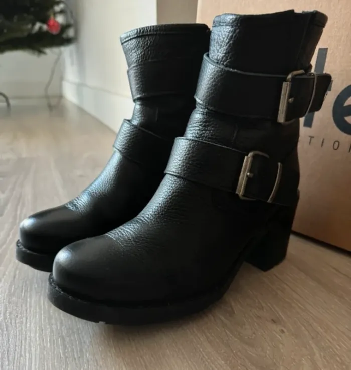 Bottines noires en cuir - photo numéro 3