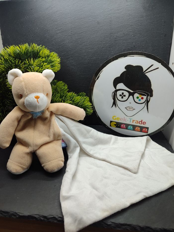 Doudou plat ours marron Blanc Beige Cajou mouchoir noeud bleu étoile Ancien