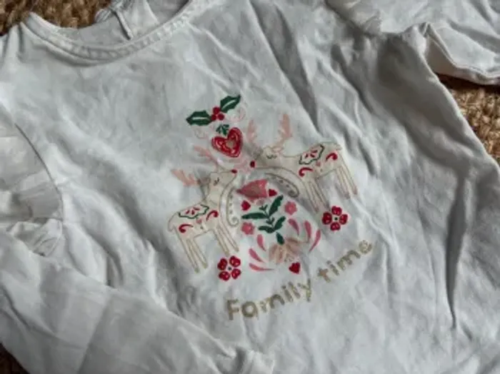 Tshirt manches longues fêtes Noël 18 mois tape à l’œil comme neuf - photo numéro 2