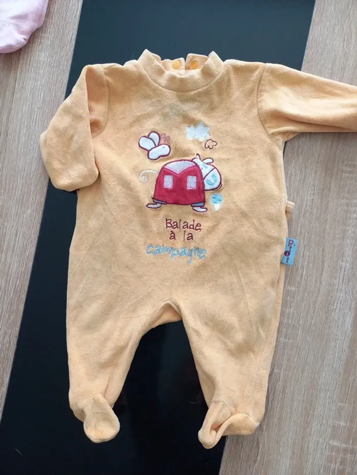 Lot de pyjamas bébé 3 mois fille - photo numéro 8