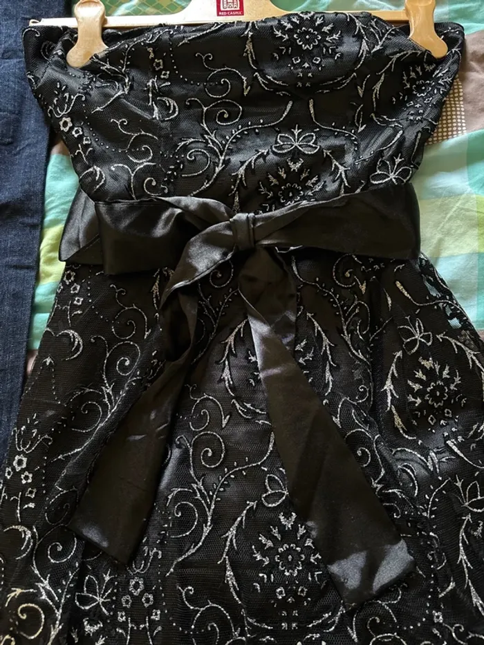 Robe de fête - photo numéro 4