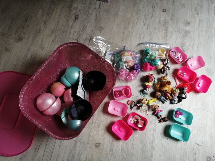 Valise poupées lol