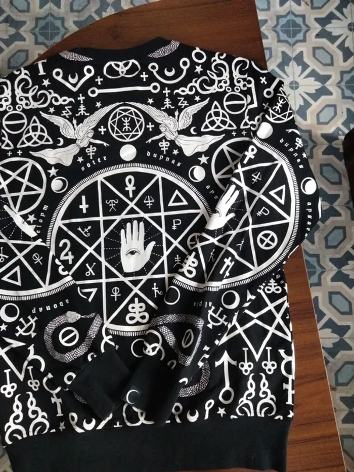 Hoodie Killstar taille S - photo numéro 8