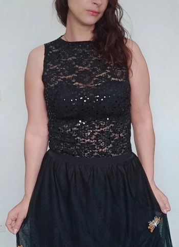 Top dentelle et strass stretch chic taille unique