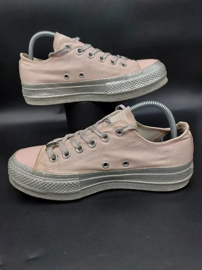 Converse X Miley Cyrus - photo numéro 2