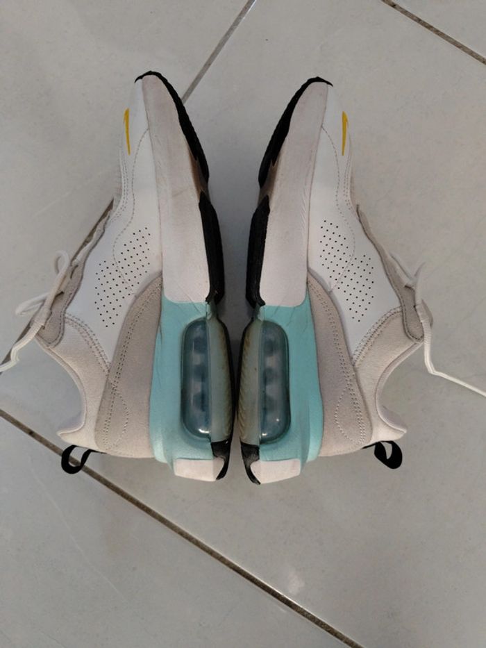 Baskets Nike Air 37.5 comme neuves - photo numéro 4