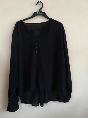 Tunique noire - Made in Italy - taille 48