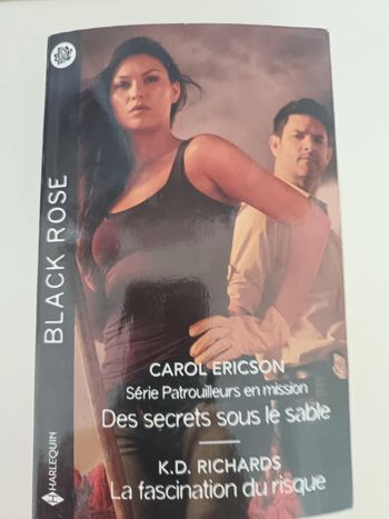 Livre Harlequin collection Black Rose