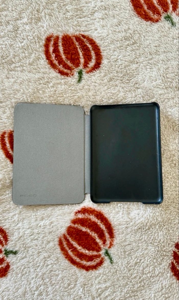 💜 Étui pour liseuse Kindle 11 eme génération 2022/2024 motif forêt neuf 💜 - photo numéro 3