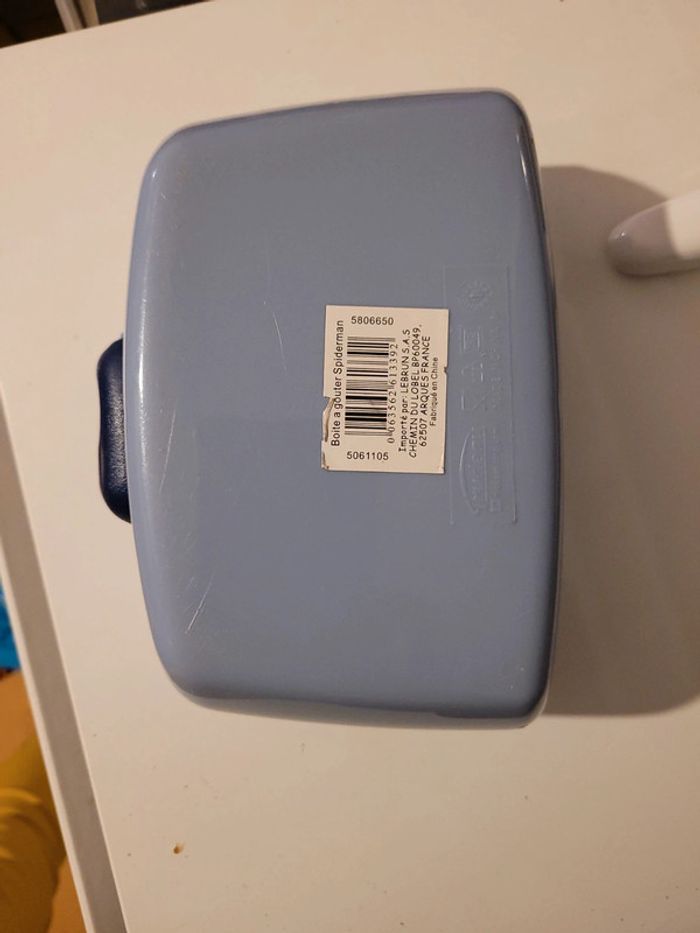 Boîte spiderman - photo numéro 2