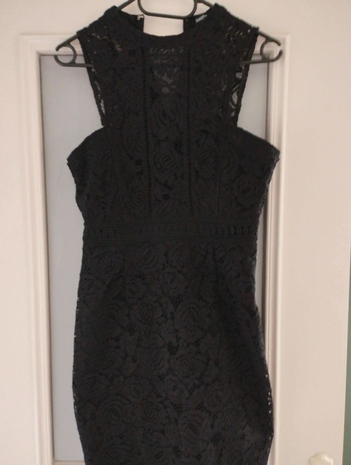 Robe noir - photo numéro 3
