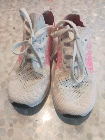 Baskets fille pointure 31/32 rose et blanc