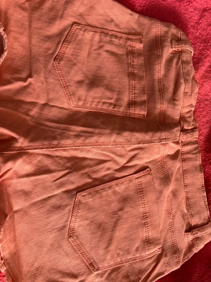 Short fille - photo numéro 3