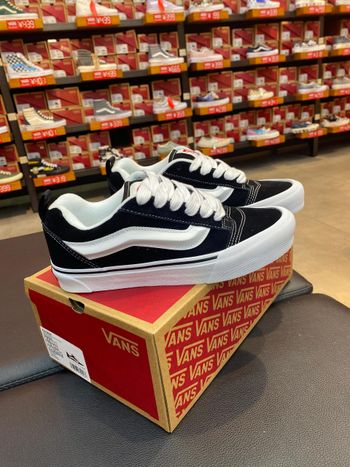 Vans Kun Skool (Noir et Blanc)38