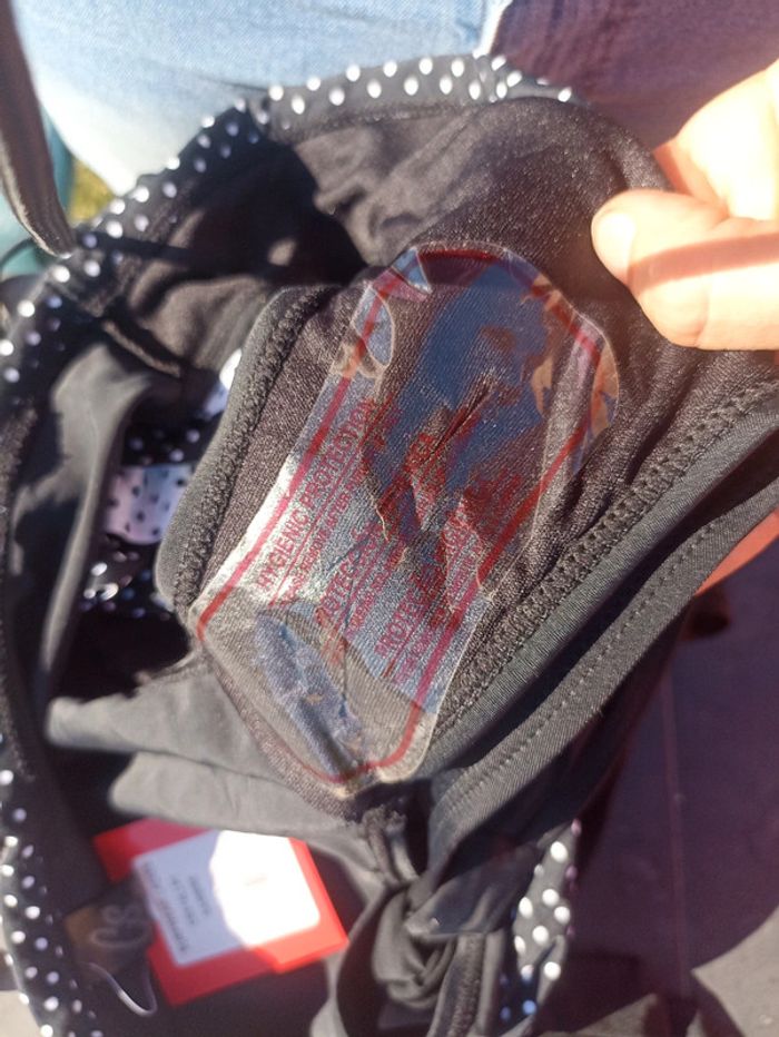 Maillot de bain noir et blanc taille 42 - photo numéro 3