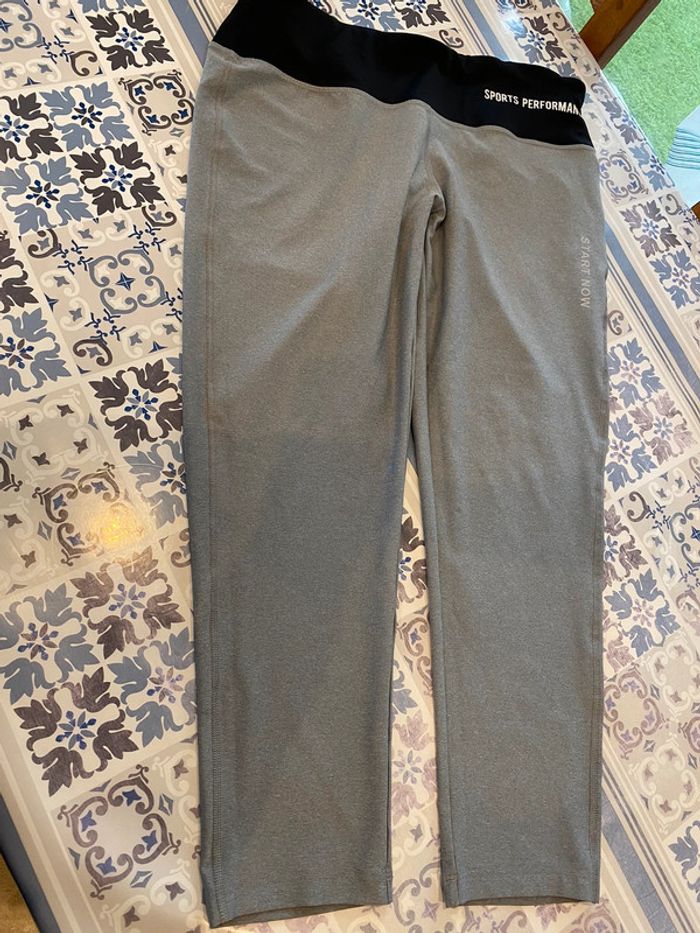 Pantalon de sport - photo numéro 2