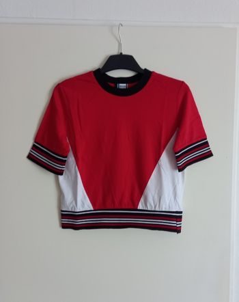 Tee-shirt crop top " Jennyfer "
