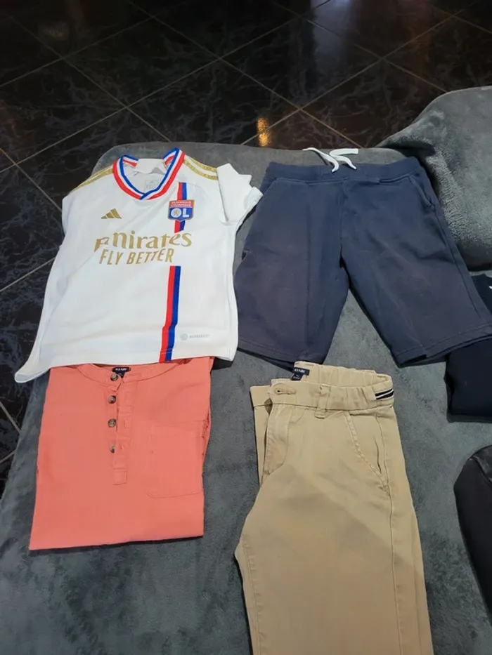 Lot vêtements 8/ 10 ans - photo numéro 12