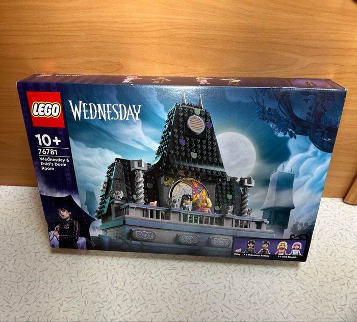 Lego Mercredi Adams neuf