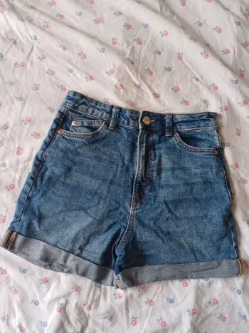 Short en jean bleu